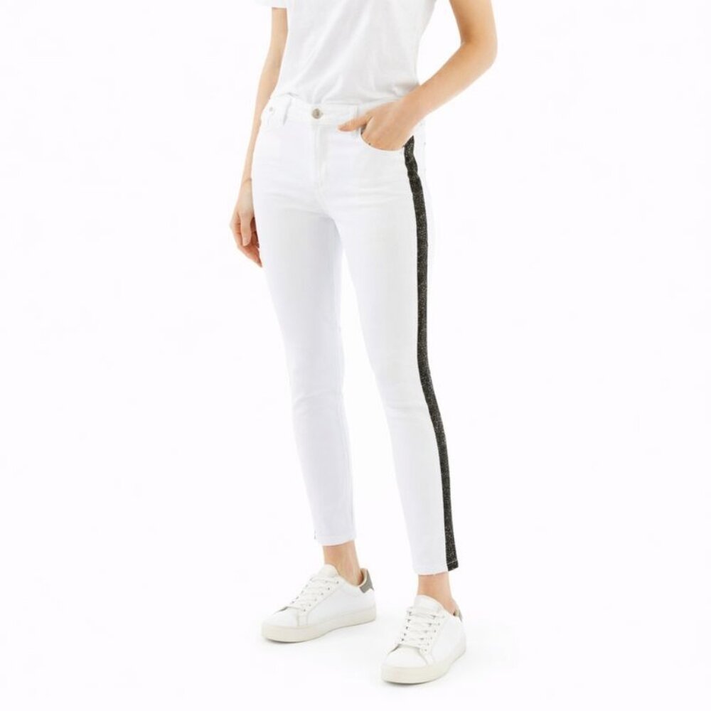 J Brand Alana High-Rise Crop Skinny Jeans - Zebra Print Stripe, Size 28